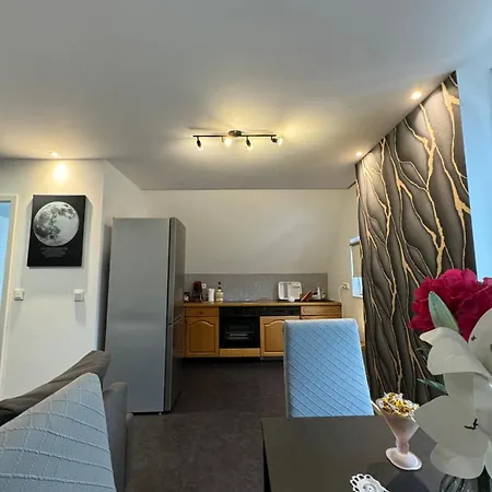 Apartment Adiferienwohnung